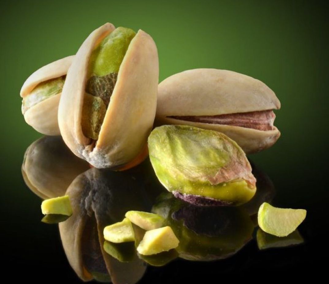 اضافة فستق حلبي 